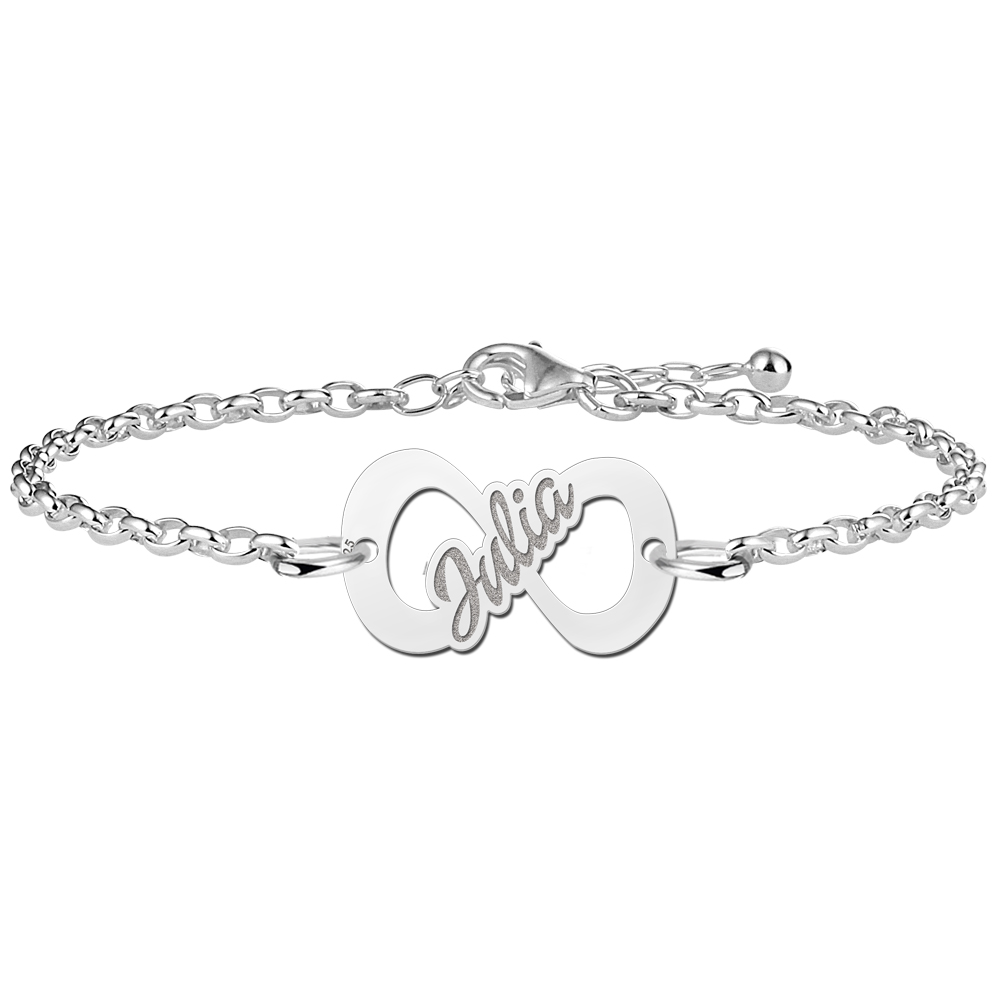 Infinity armband van zilver met naam