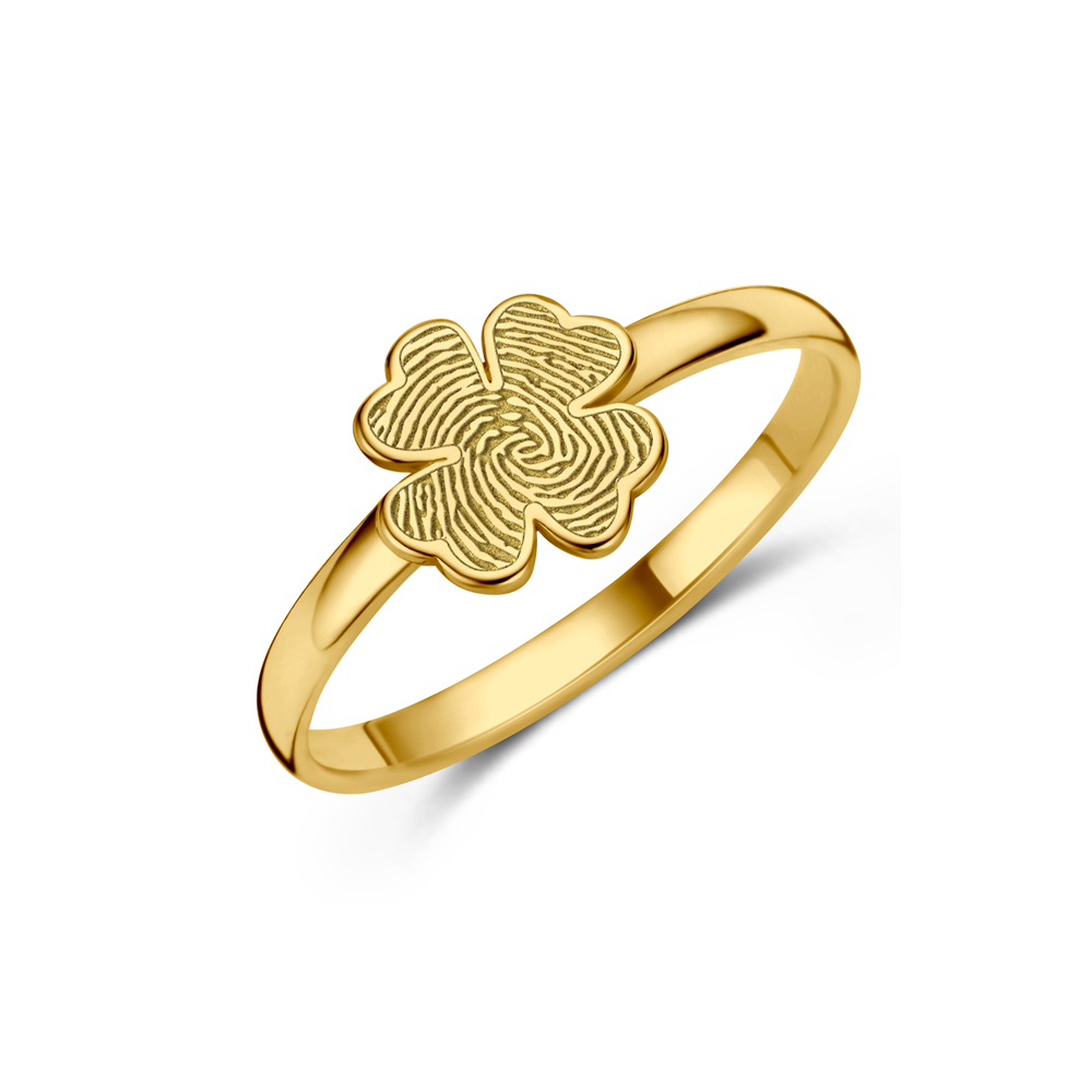 Gouden ring met klaver en vingerafdruk