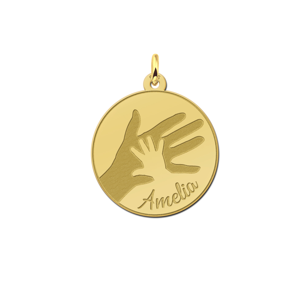 Gouden ronde hanger met grote en kleine handafdruk