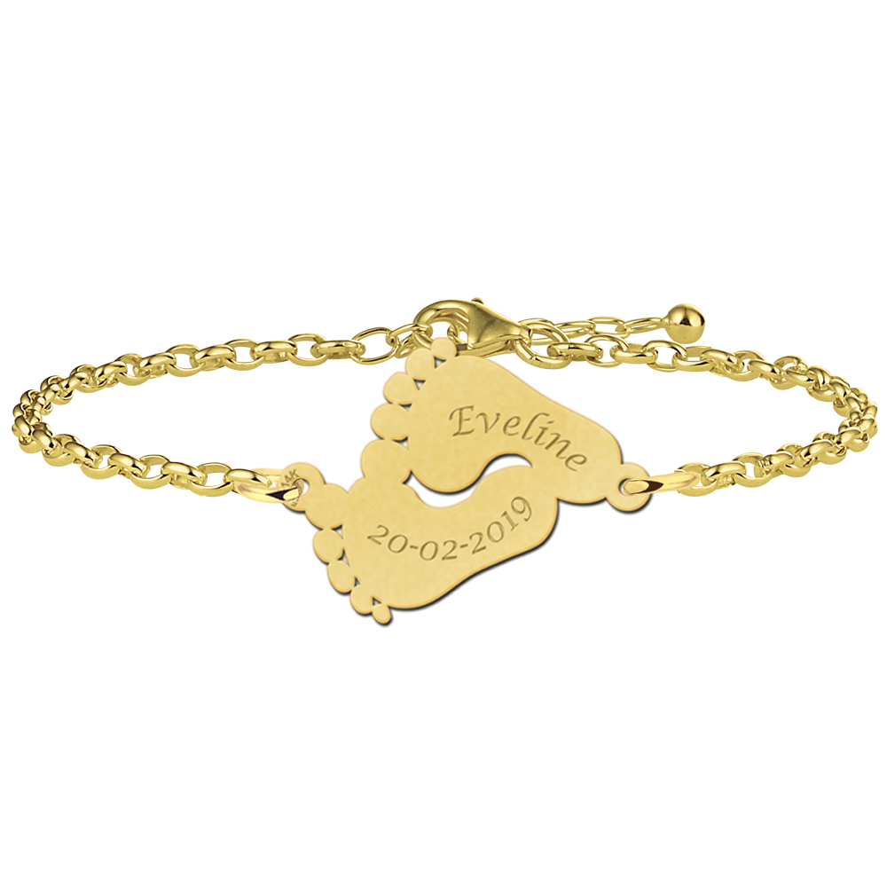 Gouden armband met naam en voetjes