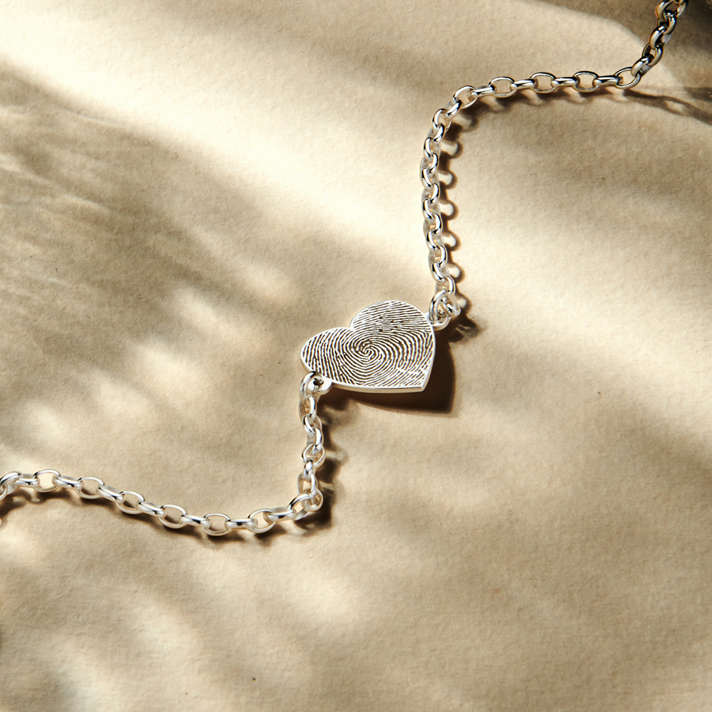 Zilveren armband met hart en vingerafdruk