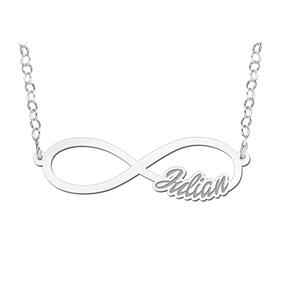 Infinity ketting met naam van zilver