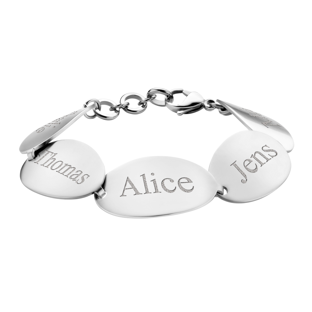 Stalen armband met 5 ovalen plaatjes met namen