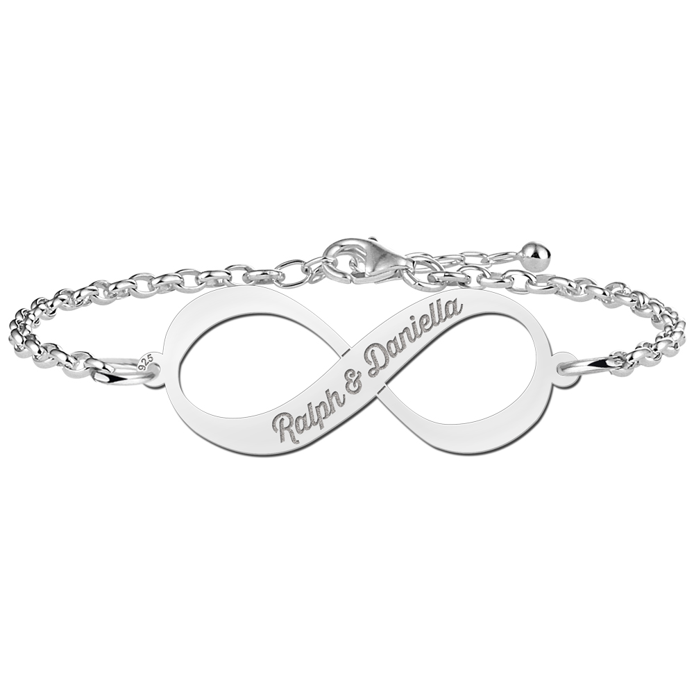 Zilveren infinity armband met twee gegraveerde namen