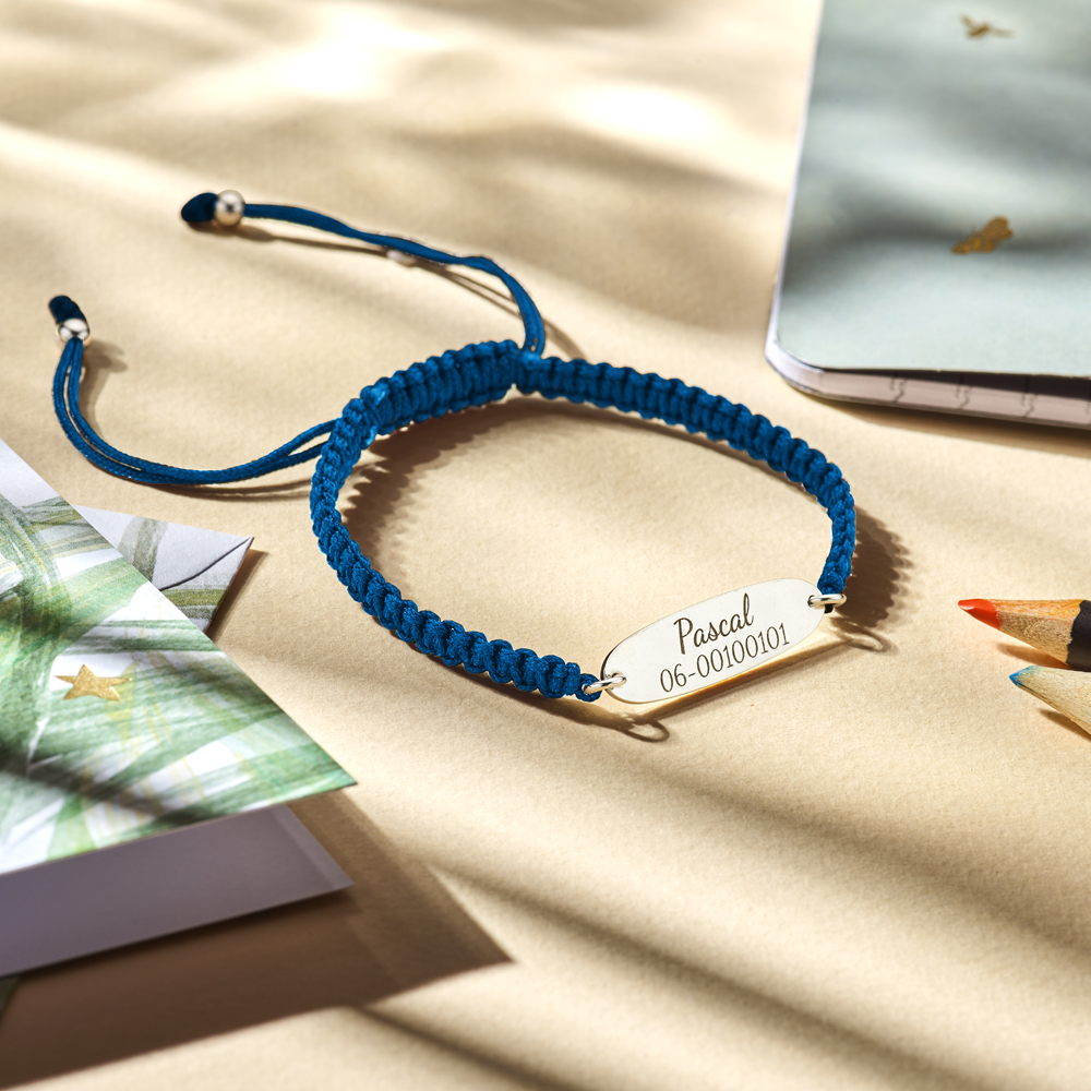Zilveren kinderarmband met naam en telefoonnummer blauw