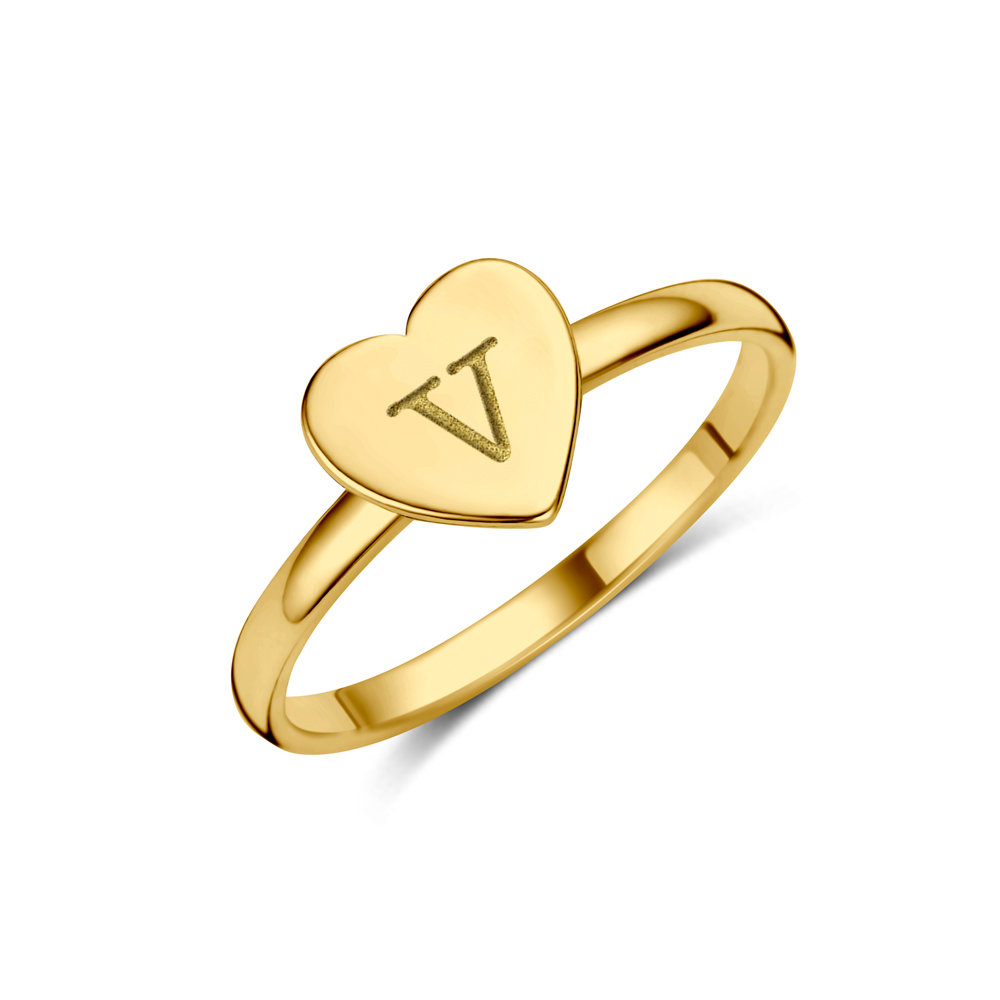 Gouden ring met hartje en initialen